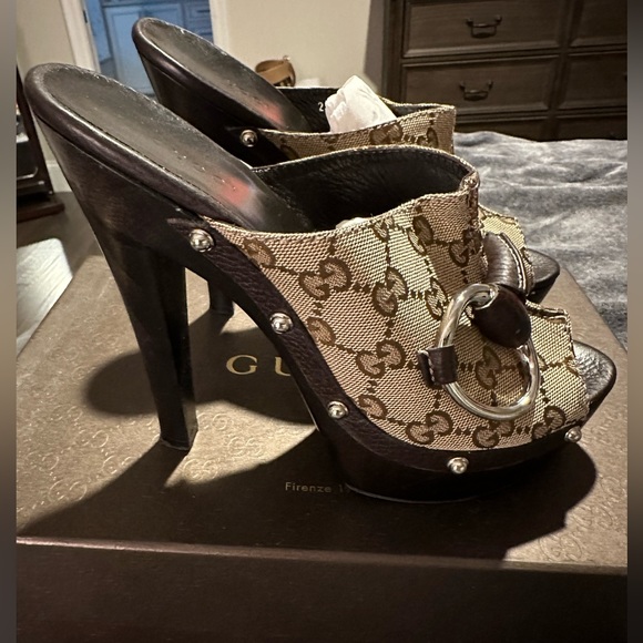 Authentic Gucci Beige/Brown GG Canvas and Leather Icon Bit Platform Clogs - Picture 2 of 13